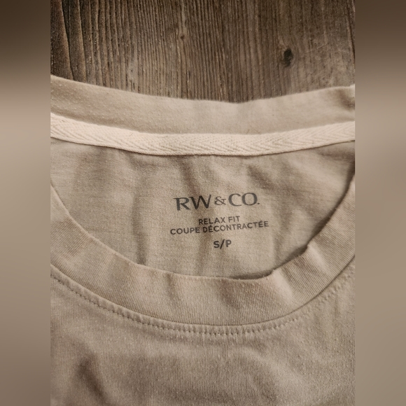 RW &CO Men's T-Shirt - Picture 2 of 3